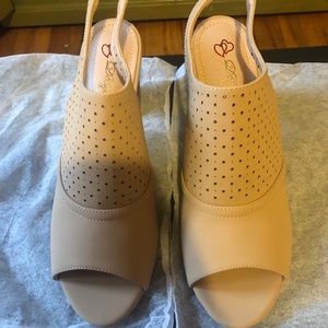 Blocked Heeled Open Toe Booties Size 11